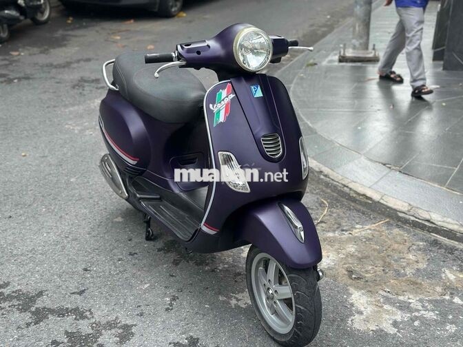 Piaggio Vespa LX125 3vie 2015 Tím