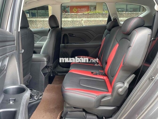 Hyundai Stargazer Xám 7 chỗ 42369 km