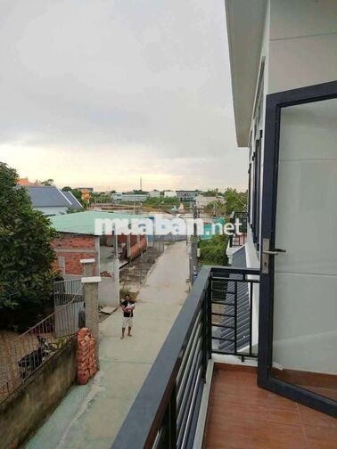 Nhà 1 trệt 1 lầu đường xe tải ấp 4 xã Mỹ Yên 