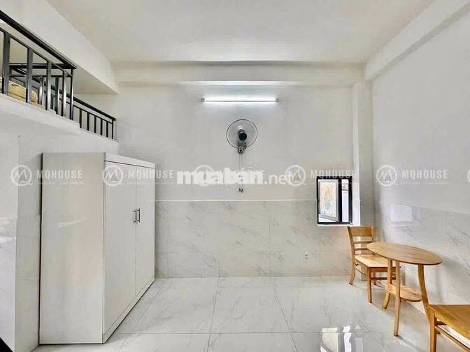 Duplex Cửa Sổ Thoáng ngay Công Viên Làng Hoa_Full Nội Thất_Tiện Nghi