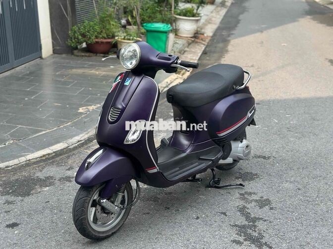 Piaggio Vespa LX125 3vie 2015 Tím