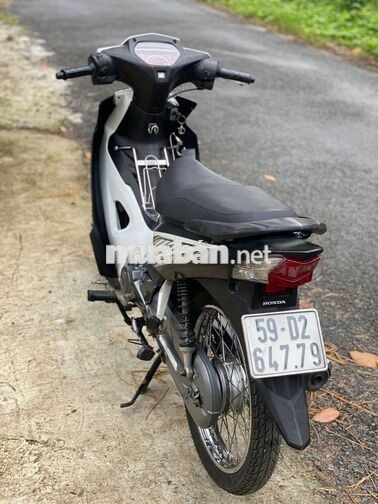 Honda Blade thắng đĩa 