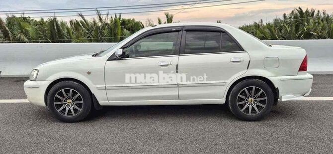 Ford Laser 2002 Số sàn 1.8L Trắng Xăng Bản đủ