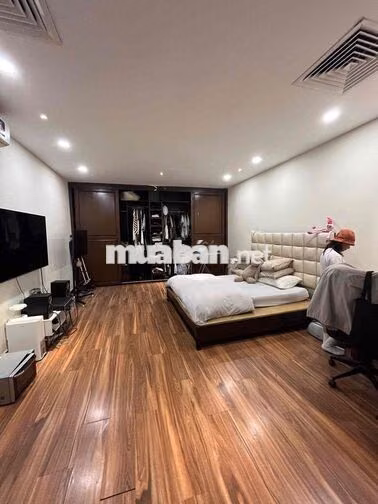 nhà siêu phẩm Phùng Văn Cung nhà mới thuận tiện kinh doanh