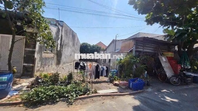 Chủ ngộp cần bán đất 133m2 ngay X.Tân Thông Hội , Củ Chi Giá 875tr