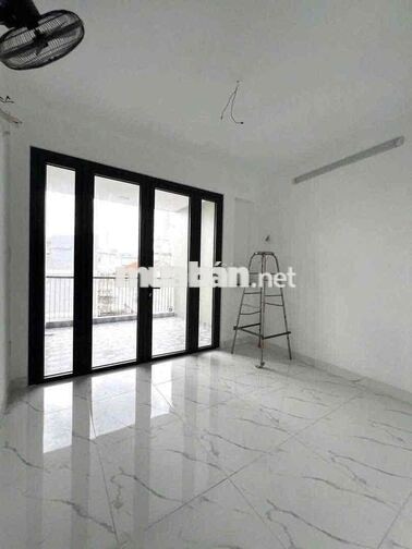 CHO THUÊ PHÒNG SIU THOÁNG KẾ BÊN CẦU CHỮ Y MỚI