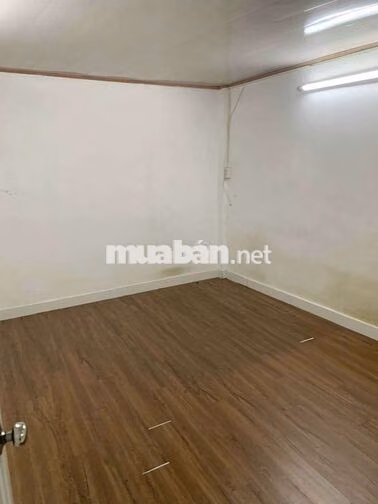 Cho thuê nhà nguyên căn.Đường Cách Mạng Tháng Tám, Phường 5.Q Tân Bình