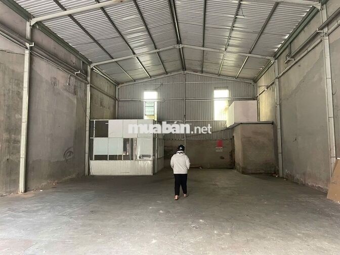 Cho thuê Mb làm kho 8 x 25m, Giá 14tr/ tháng