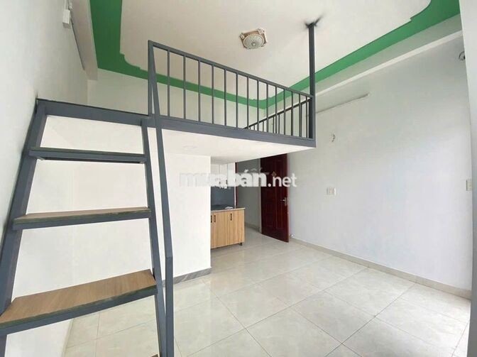 PHÒNG GÁC CAO BAN CÔNG NGAY PHẠM VĂN CHIÊU GẦN EMART CHỢ THẠCH ĐÀ