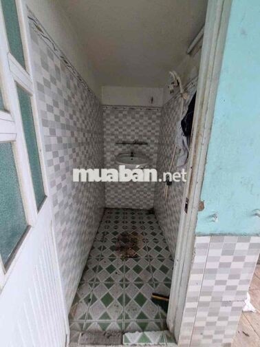 NHÀ RẺ  5 x 10m 2 lầu (3PN,3WC). BÌNH TRỊ ĐÔNG ,BÌNH TÂN