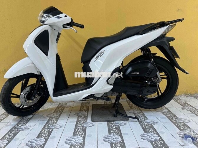 SH 125 đời 2018 trắng đen siêu mới 43D1-693.96