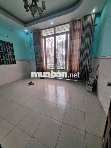 NHÀ RẺ  5 x 10m 2 lầu (3PN,3WC). BÌNH TRỊ ĐÔNG ,BÌNH TÂN