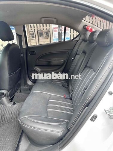 Mitsubishi  Attrage 2020 Trắng Thái Lan