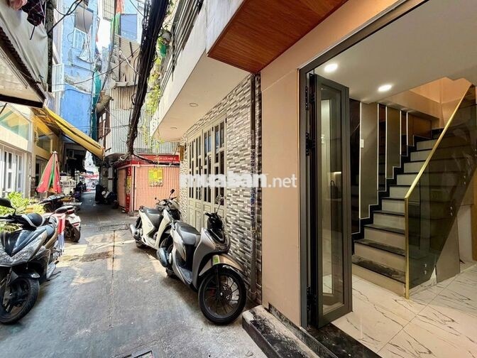 GIÁ TỐT Q1 – TRẦN HƯNG ĐẠO | 4 TẦNG | FULL NỘI THẤT – CHỈ 15TR/THÁNG
