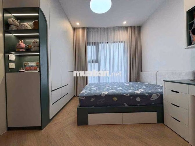 Bán căn 3N2WC nội thất cao cấp. Giá 5,1 tỷ tại Vinhomes smart city