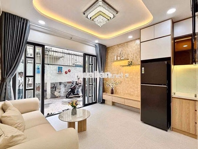 Nhỉnh 6 Tỷ - 25m - 5 Tầng BTCT - 3PN - Mặt Tiền Thụt NGUYỄN VĂN ĐẬU, P