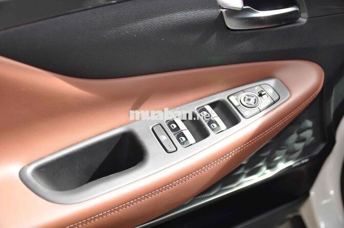 Hyundai Santa Fe 2022 2.5 Xăng Tiêu Chuẩn – Chính