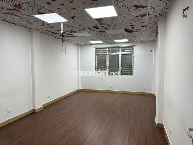 Cho thuê sàn VP, Spa, Lớp học tại Chùa Láng 100m2 chỉ 17tr