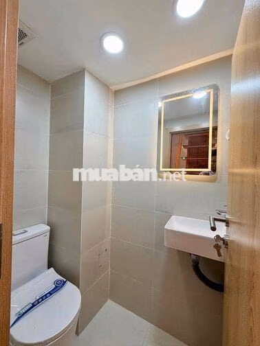 CHO THUÊ NHÀ MỚI 2PN -3WC Full Nội Thất Cao Cấp Ngay Bùi Viện. Airbnb