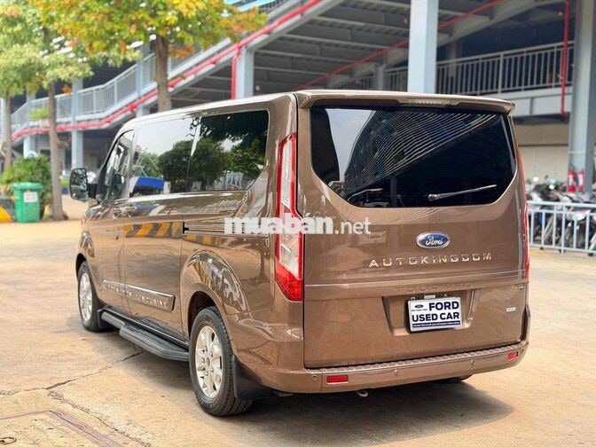 Tourneo Kingdom Limousine 2021 xe cá nhân