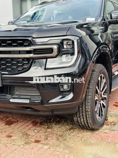 Ford Everest Platinum 1 Cầu 2026 Đen