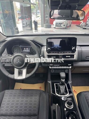Triton 4x4 AT 2026 2 CẦU - trả trước từ 160 triệu
