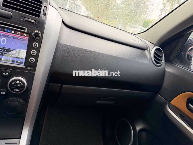 Suzuki Grand Vitara 2016 Trắng 120.000 km