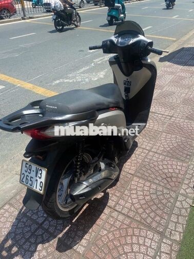 Honda SH 125cc 2019 úp áo ý bs 59v3-26519
