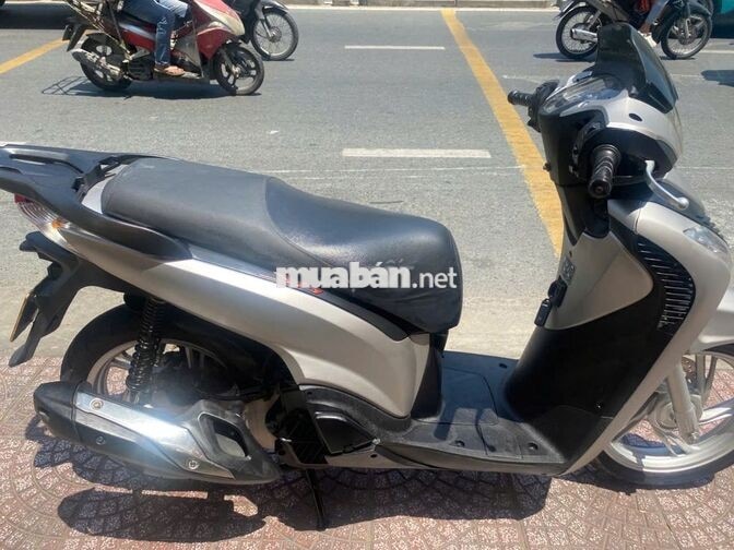Honda SH 125cc 2019 úp áo ý bs 59v3-26519