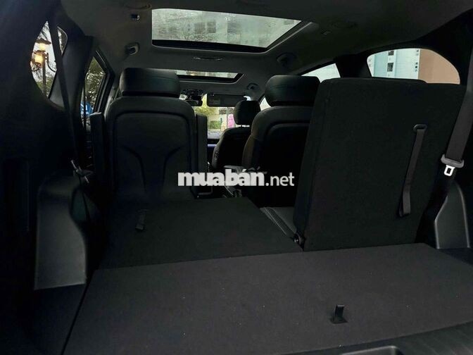 Hyundai Custin 2.0L 2024 7 chỗ Tự Động Xám