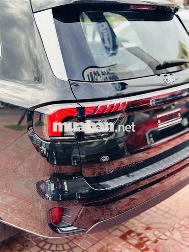 Ford Everest Platinum 1 Cầu 2026 Đen