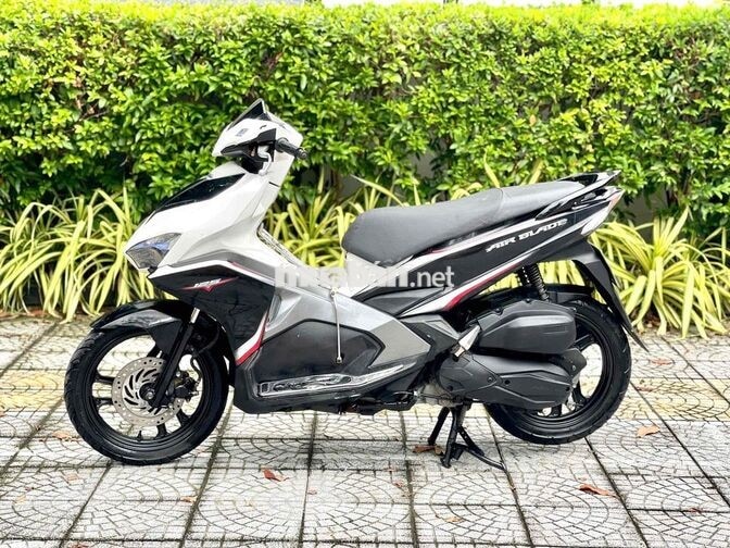 Honda Air Blade 2017 Trắng đặc biệt