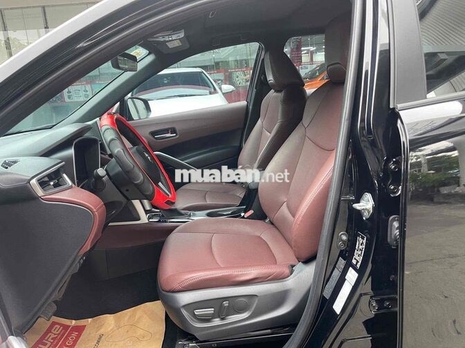 Bán Cross 1.8V 2022 - Xe gia đình 1 chủ mua mới