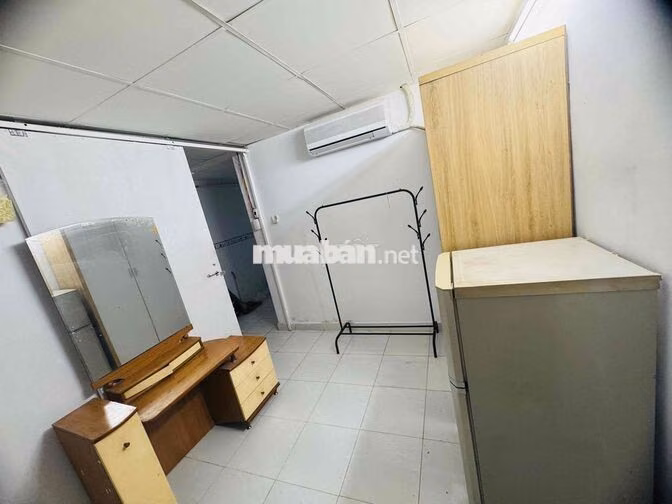Phòng trọ lầu trệt giá rẻ Nguyễn Kiệm P4 Phú nhuận đầy đủ nội thất