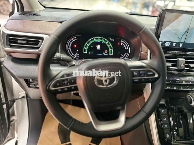 Cọp Innova Cross 2.0V 2024- Chất xe đẹp đi siêu ít