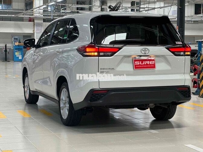 Cọp Innova Cross 2.0V 2024- Chất xe đẹp đi siêu ít