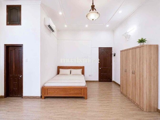 Phòng 40m2_ studio, đẩy đủ nội thất, cửa sổ_ 270 Phan Đình Phùng
