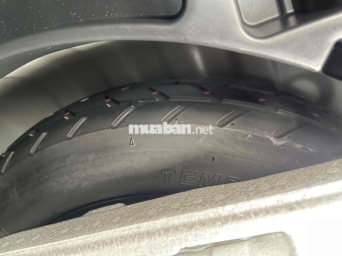 Bán Cross 1.8V 2022 - Xe gia đình 1 chủ mua mới
