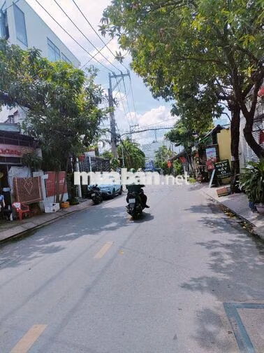 Nhà mặt tiền nguyên căn 6m x17m cấp 4 Phường Tân Thới Hiệp TPHCM