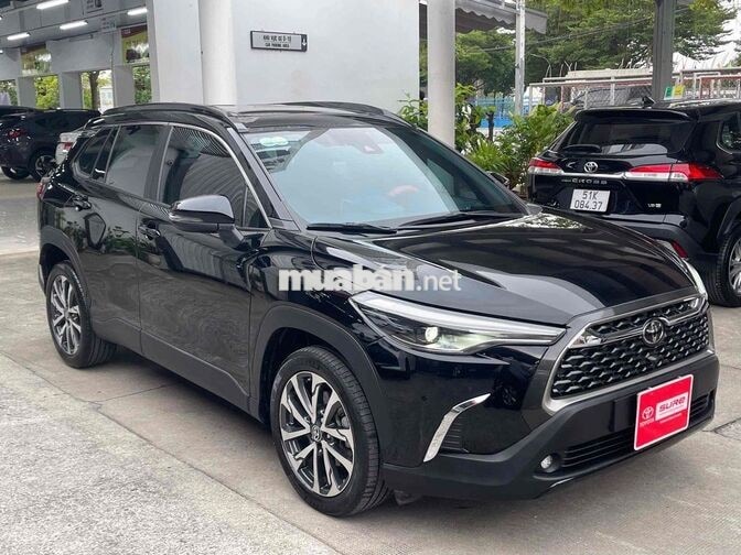 Bán Cross 1.8V 2022 - Xe gia đình 1 chủ mua mới