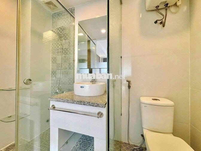 ngay NGÃ TƯ BẢY HIỀN - FULL NỘI THẤT BAN CÔNG THOÁNG -