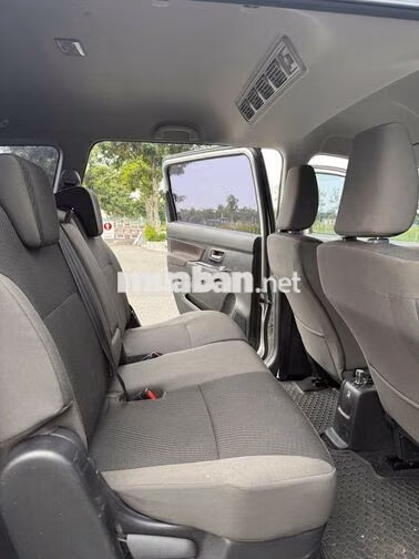 Suzuki Ertiga 2023 1.5AT Bạc 37.500km