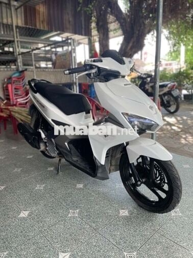 Honda Air Blade 2016 Trắng Bạc Đen