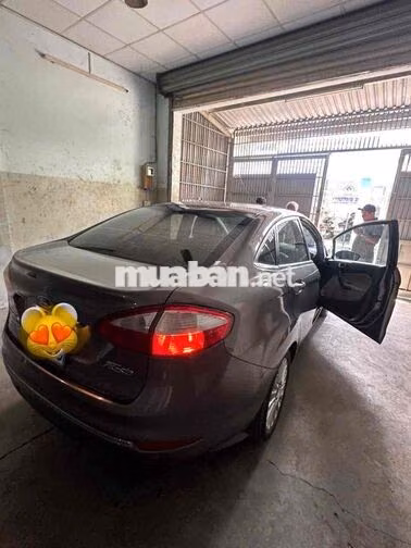 Ford Fiesta 1.5 AT bản full xe lướt