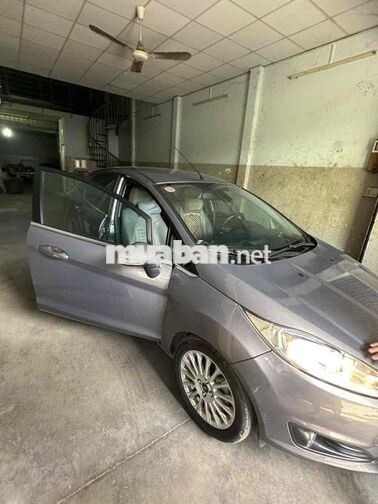 Ford Fiesta 1.5 AT bản full xe lướt