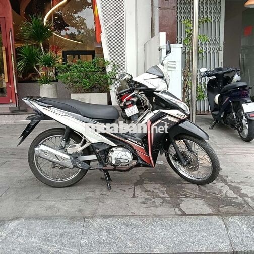 Honda Wave RSX 2012 Đen trắng bstp máy êm.