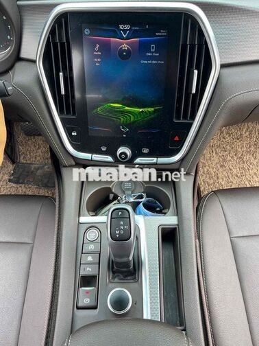 Vinfast Lux A Base 2022 Xanh 36000 km
