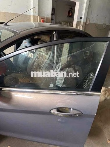 Ford Fiesta 1.5 AT bản full xe lướt
