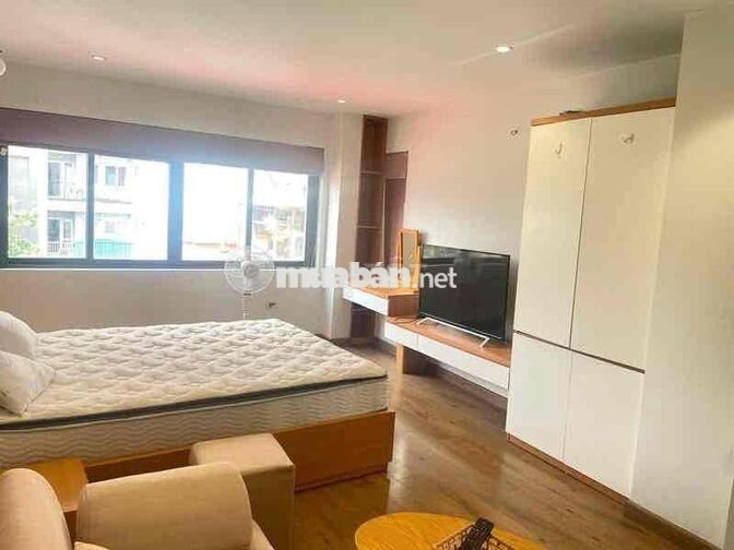 Phòng studio, cửa sổ trời_diện tích 35m2_ hẻm 7 Phan Đăng Lưu