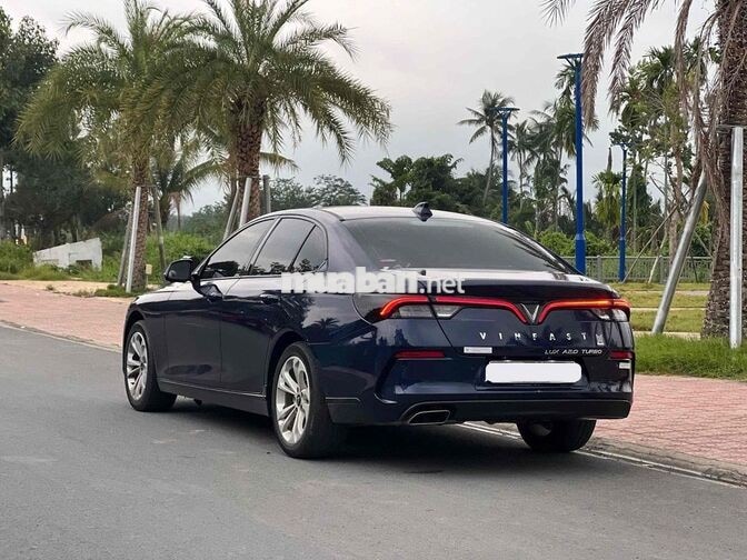 Vinfast Lux A Base 2022 36000 km Xám